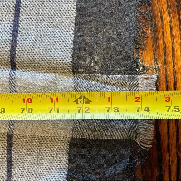 Large Scarf/Wrap, Black and Grey - Picture 4 of 4